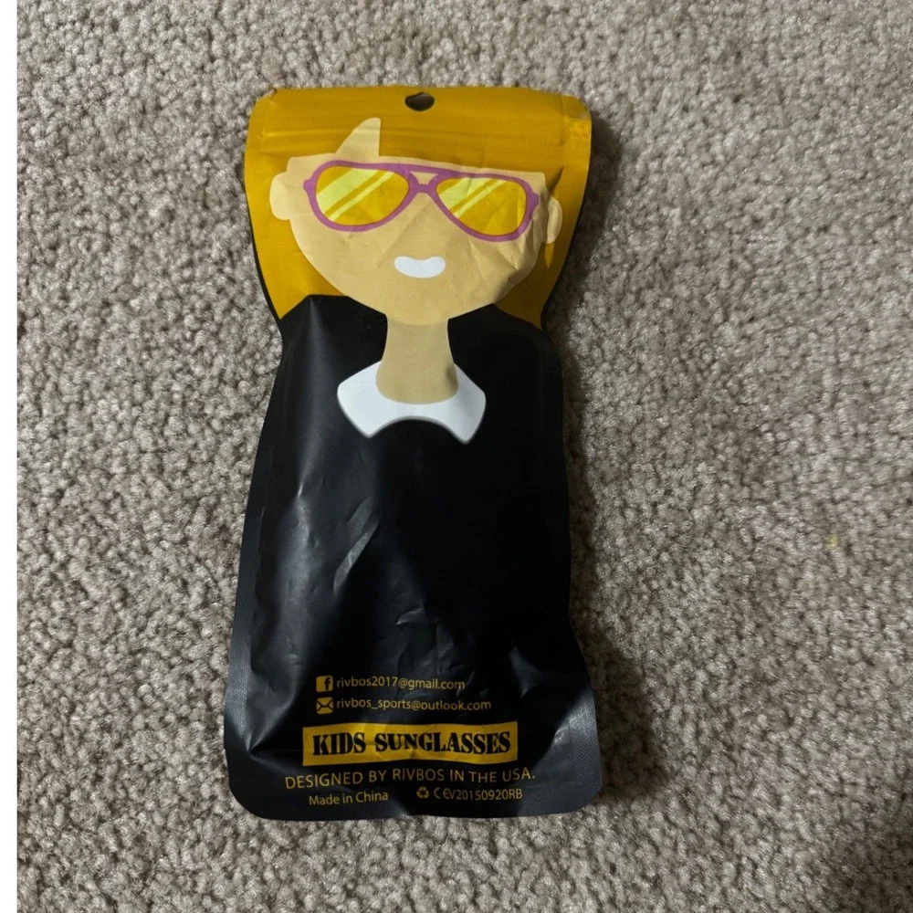 RIVBOS Polarized Sunglasses Unisex Kids‎ Black New RBK067 Sporty Flexible